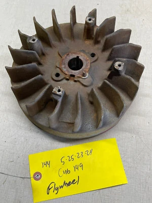 Volante Cub Cadet IH 149 trator Kohler K321 14 HP - Imagem 1 de 3