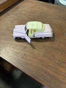Automobile 1/43 Buick Cabrio 1950 rosa (ricaricarica)! Scala O - Foto 1 di 1