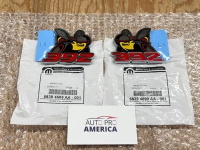 "SCAT PACK 392" FENDER EMBLEM L&R BEE 2011-2024 DODGE CHALLENGER HEMI MOPAR OEM - Image 1 of 4