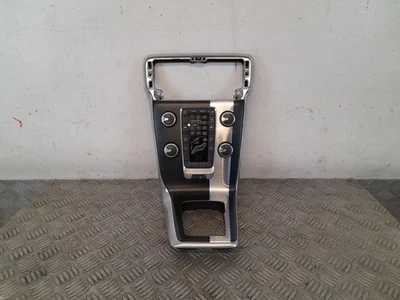 VOLVO V40 Mk3 2012-2020 Heater Control Panel  - Image 1 of 4