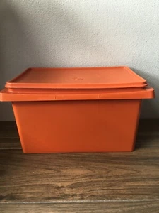 Vintage Tupperware large orange rectangle container - Picture 1 of 8