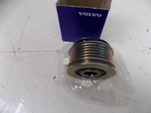 Genuine Volvo C30 C70 S40 V50 2.4 & 2.5 Alternator Pulley 30667980 - Picture 1 of 1