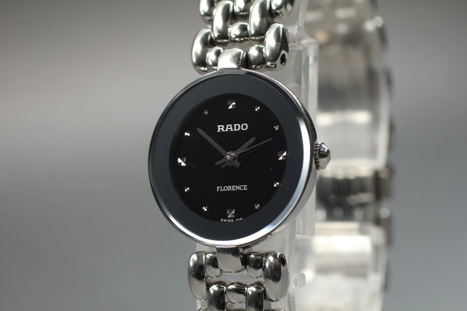 Reloj para mujer [casi como nuevo] RADO Florence 318.3744.4 23 mm cristal de zafiro cuarzo Foto 1 de 4