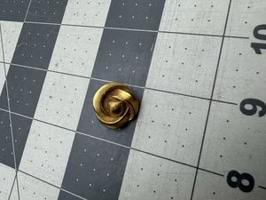 Round Metal Plated Gold Knot Shank Vintage Button - Picture 1 of 3