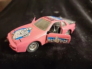 YAT MING Rosa PORSCHE 944 1:43 Uomo Power Pull Back Giocattolo Auto Gay Pride DIE-CAST - Foto 1 di 9