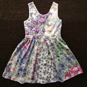 Size 8 - VALLEYGIRL WOMEN'S SLEEVELESS FIT & FLARE DRESS WHITE FLORAL - Picture 1 of 6