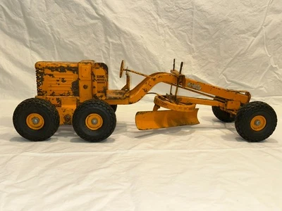 Juguetes modelo niveladora de carretera Doepke Adams neumáticos con banda de rodadura de diamante Foto 1 de 4