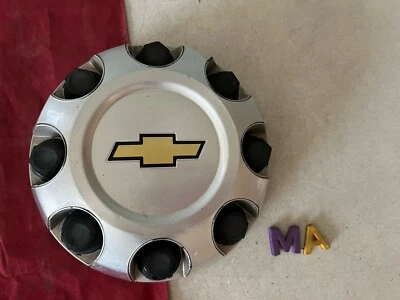 #MA 1) 2007 - 2014 Chevrolet Silverado 2500 3500  machined Center Cap 9596342 - Изображение 1 из 4