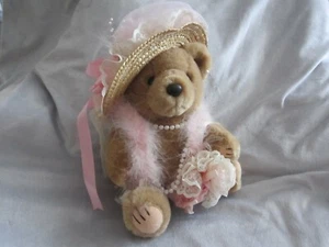 RARE VINTAGE 1987 BEARLY PEOPLE JOINTED PLUSH BEAR FANCY PINK BOA WITH TAG - Picture 1 of 7