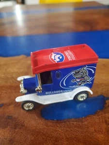 Matchbox Diecast ~BULLDOGS 2000 AFL Club Car Collectables Van - Picture 1 of 9