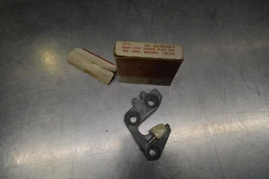NOS 56 FORD LINCOLN MERCURY RIGHT HAND PASSENGER SIDE DOOR LOCK STRIKER LATCH - Bild 1 von 3