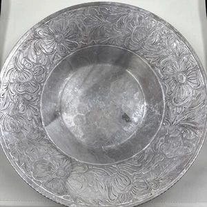 Vintage handgeschmiedet Everlast Metall Blumendesign gehämmert rund Aluminium 12 Zoll - Bild 1 von 5