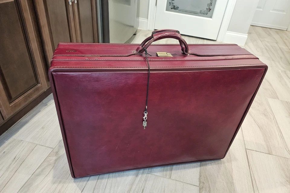 Vintage Hartmann Belting Vinyl Suitcase Travel Luggage Burgundy 29"x21"x8.5" - Image 1 of 4