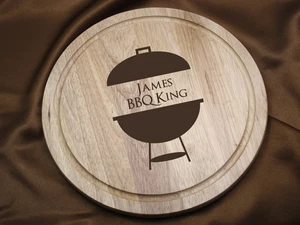 BBQ King with BBQ Stand Designed Personalised Engraved Wooden Round Chopping Boa - Picture 1 of 6