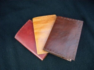 Leder Reisepasshüllen - WUNDERSCHÖN NATUR Vintage Leder und Bio Farben  - Bild 1 von 12