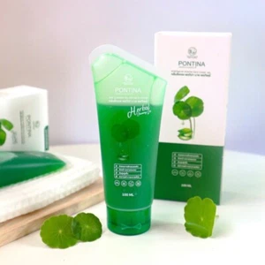 Centella Asiatica Cleansing Gel reduces acne and sensitive skin. - Picture 1 of 9