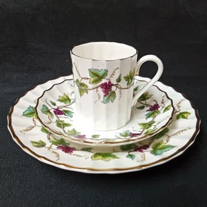 Taza y platillo Royal Worcester BACHANAL Demitasse, plato de pan - Imagen 1 de 10