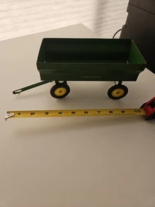 Vintage John Deere Toy Metal Tractor Trailer 1/16 Used - Picture 1 of 6