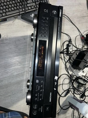 Cambiador de CD de 5 discos Yamaha CDC-685 CDC685 sin control remoto. ¡Probado y funcionando! Foto 1 de 4