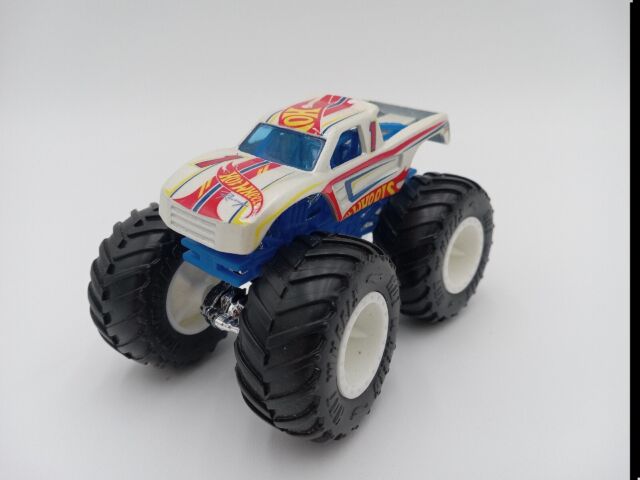 Pista De Corrida - Hot Wheels - Monster Trucks - Arena De