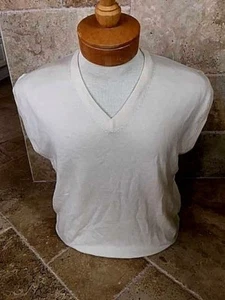 New NWT Pringle Soft Wool Off White Ivory Mens L Sweater Vest $150Value - Picture 1 of 1
