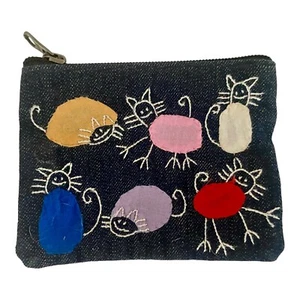 "Gatti colorati"" Portamonete in denim riciclato con cerniera da diecimila villaggi" - Foto 1 di 3