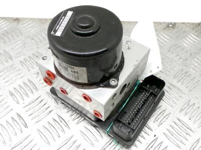 Nissan Navara ABS pump and modulator 47660EB32A D40 2.5 DCI 2005 - Image 1 of 4