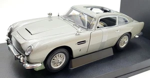 Autoart 1/18 Scale 70021 - Aston Martin DB5 W/ Weapons 007 James Bond Goldfinger - Picture 1 of 5