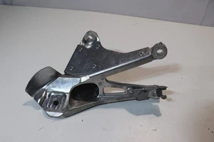 BMW M3 M4 F80 F82 F83 S55B30A 3.0 RIGHT SIDE ENGINE MOUNT BRACKET 2284204 - Picture 1 of 7