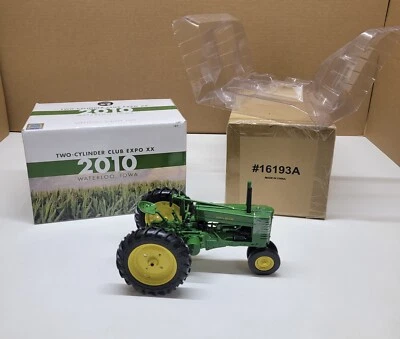 JOHN DEERE MODEL GM TRACTOR 1:16 ERTL 2010 TWO CYLINDER CLUB EXPO XX  (#16193A) - Image 1 of 4