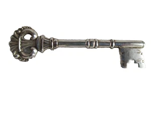 Vintage 2.5" Silver Key Brooch - Picture 1 of 6