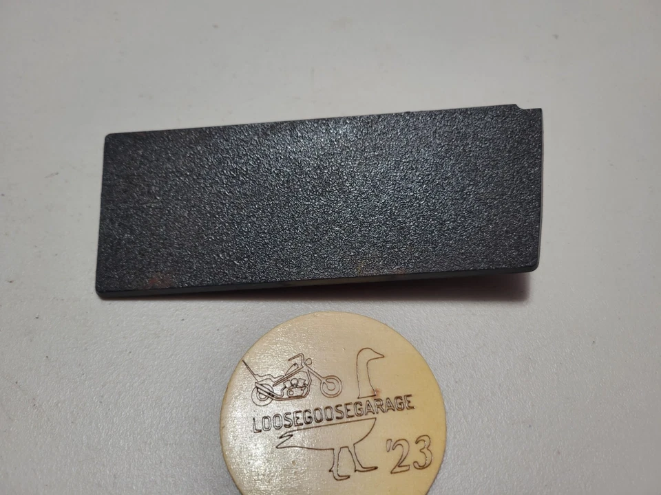 81-88 Chevrolet GMC carrocería cuadrada radio bloque placa en blanco 14023007 C10 K10 K5 Foto 1 de 4