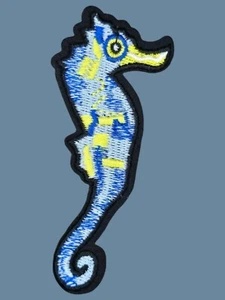 SEAHORSE MARINE SEA ANIMAL OCEAN BLUE AND YELLOW ADVENTURE IRON ON PATCH - Picture 1 of 4