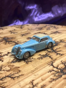 Minichamps escala 1/43 1938 Alfa Romeo 8C 2900 B Lungo azul claro - Imagen 1 de 13