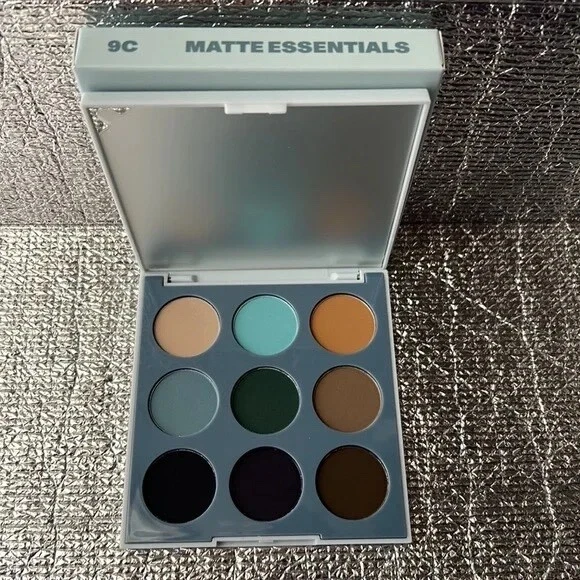 Morphe 9C Matte Essentials Artistry Palette 10.1g / 0.356 oz - Image 1 of 1