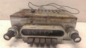 Radio AM con perillas para Ford Galaxie 1962 - Imagen 1 de 12