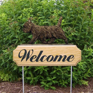 Cairn Terrier Wood Welcome Outdoor Sign Black Brindle - Picture 1 of 1