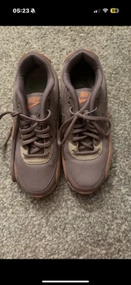 Nike Air Max Size 4 - Image 1 of 4