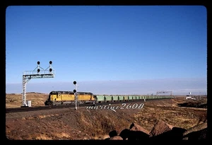 (W) ORIG TRAIN SLIDE-UNION PACIFIC (UP) 3610 ACTION - Picture 1 of 1
