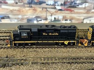 ScaleTrains N Scale GP30 - #3018 - DCC/Sound - Picture 1 of 5