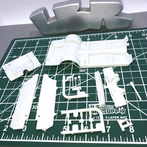 65 Chevy II Nova INTERIOR PTS W Chassis Floor 1:25MM SEACH LBR Model Parts - Picture 1 of 5