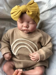 Realistic 19in Lifelike Reborn Baby Dolls Newborn Real Life Doll With Cloth Body - Picture 1 of 4