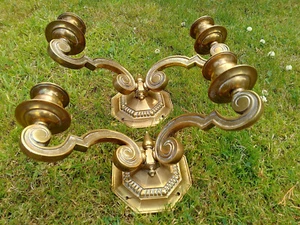 A Superb Pair of Vintage Solid Brass Wall Sconces Candelabra. - Picture 1 of 18