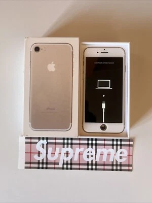 Apple iPhone 7 - 32GB - bianco Per Ricambi - Immagine 1 di 2