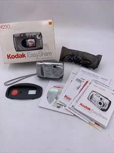 Kodak EasyShare CX4230 2.0MP Digital Camera Original Box Silver Tested & Working - Picture 1 of 21
