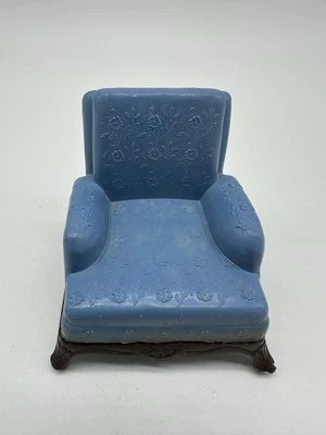 Mueble vintage para casa de muñecas Renwal silla de salón azul floral Foto 1 de 4