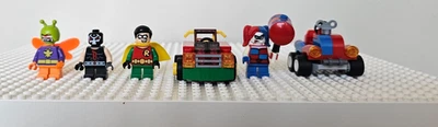 LEGO DC Mighty Micros Minifig Lot of 4 with cars including Robin plus 3 more - Image 1 of 2