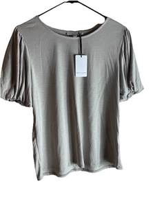 NWT Green Envelope Sz Medium T- Shirt / Beige - Picture 1 of 8
