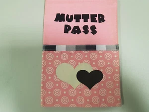Mutterpasshülle Schutzumschlag aus Stoff - rosafarben mit Herzen - Bild 1 von 3