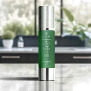 Suero facial de día hidratante con extracto de células madre de manzana - Bild 1 von 7